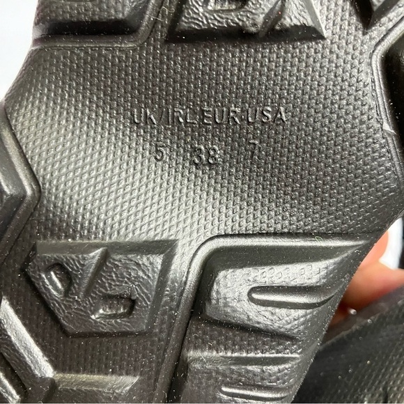 Roolee black Haven sandals size 7 - Picture 10 of 11